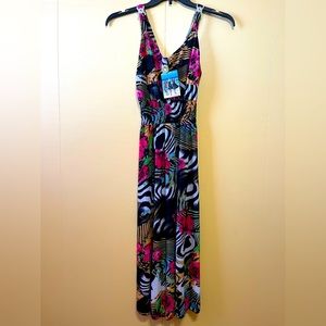 NWT Unbranded Gorgeous Long Floral Summer Dress Size: Large